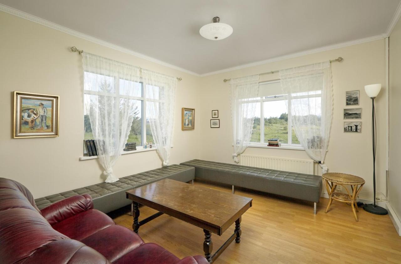 Guesthouse Reykjahlid มีวาทน์ ภายนอก รูปภาพ